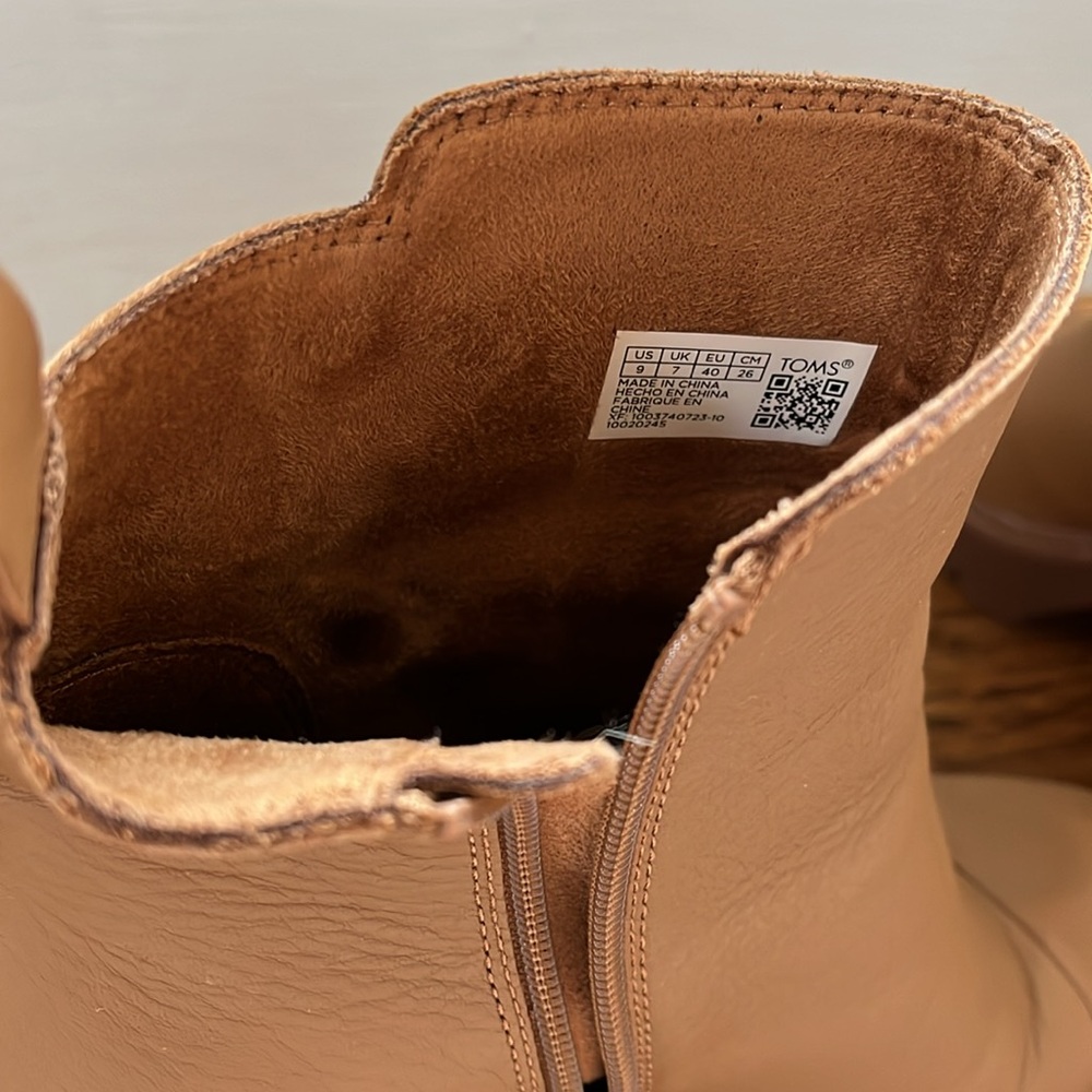 Toms Tan Heeled Boots - Picture 6 of 9